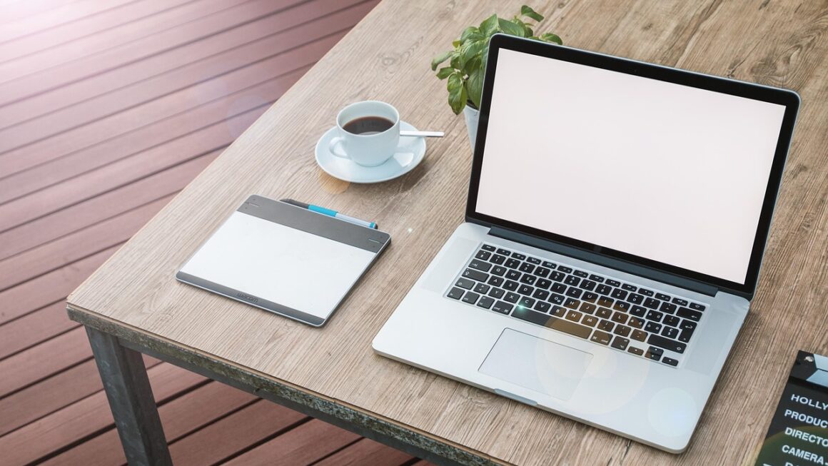 AR Glasses: Reshaping Collaboration, Redefining Remote Work 3 g292b76f2bd121e7d250bab54e7ef2af099adc36d66b67bd76ccf22c4b7061a3d4d788d0883447524e66071caf1c4b69f61c5c726309dc26817e8d3e95eafcc0f 1280