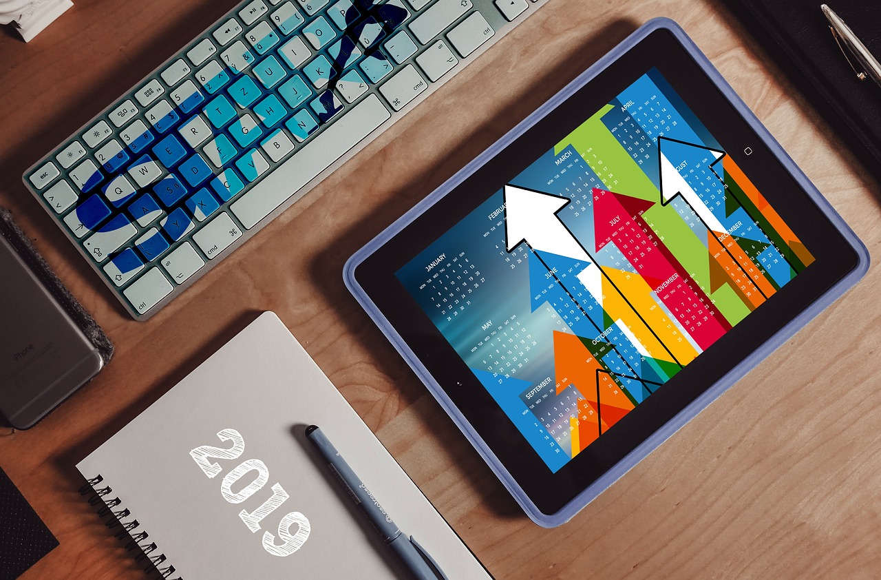 Privacys New Clothes: Fashioning Online Identity. 1 g829d6c81e6bd781bd66df8d0742b061c0ff8ed890cb9247aa5d44a45a9c3316a15fd655cb21e48590b638a81e40a6731fecb076564ad06612d2cca7de2d94809 1280